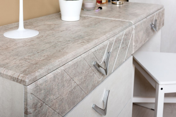 Амели Спальня № 7 13.106 + 12.48 + 03.240 + Шкафы 08.49 + 13.133 + 13.131 + 13.140 + Кровать 11.31 + под. ортопед + Тумбочка, 1600х2000 мм, б/м