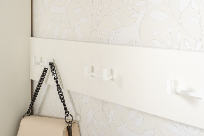 Октава Прихожая 41, цвет белый шагрень/дуб крафт золотой/фасады МДФ белый шагрень, ШхГхВ 194,7х35,4х197 см., универсальная сборка